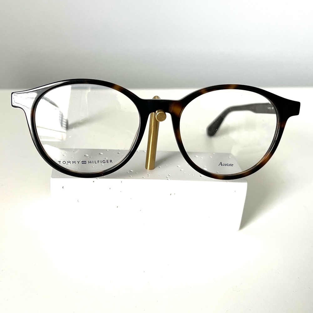 Tommy Hilfiger TH1703 Tortoise Unisex style. 49-18-145 NEW!
